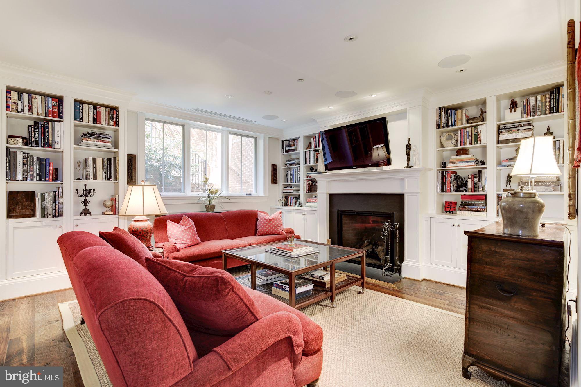 GEORGETOWN - Residential