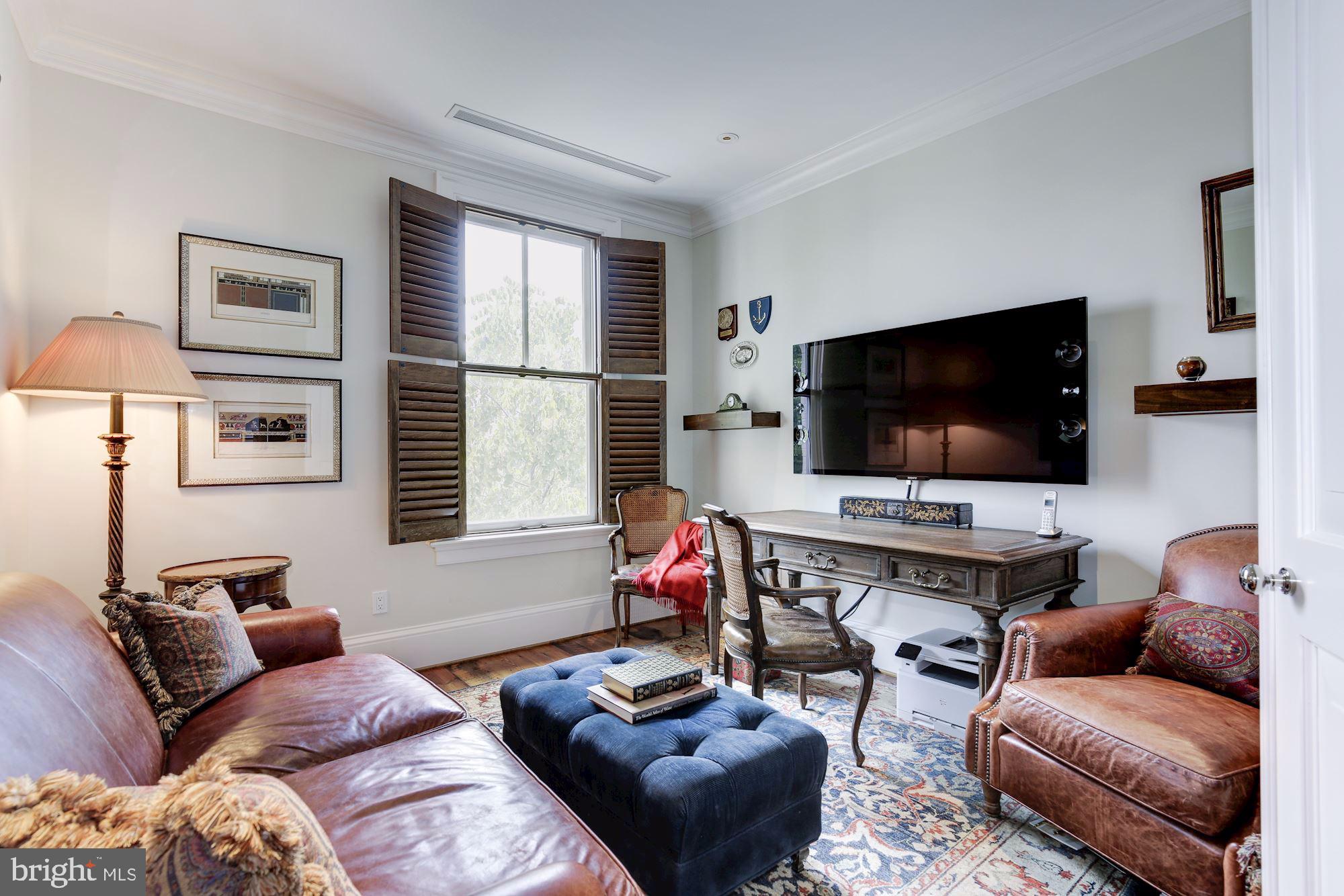 GEORGETOWN - Residential