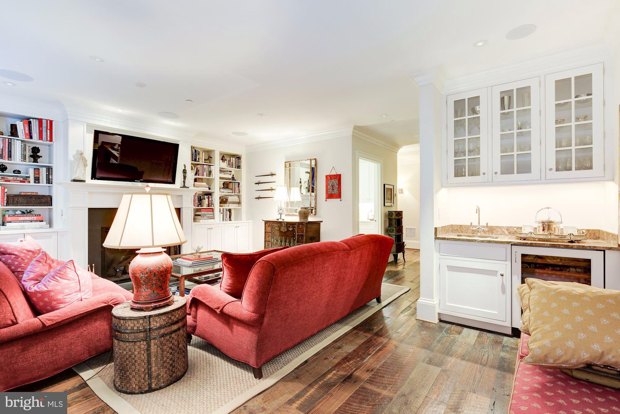 GEORGETOWN - Residential