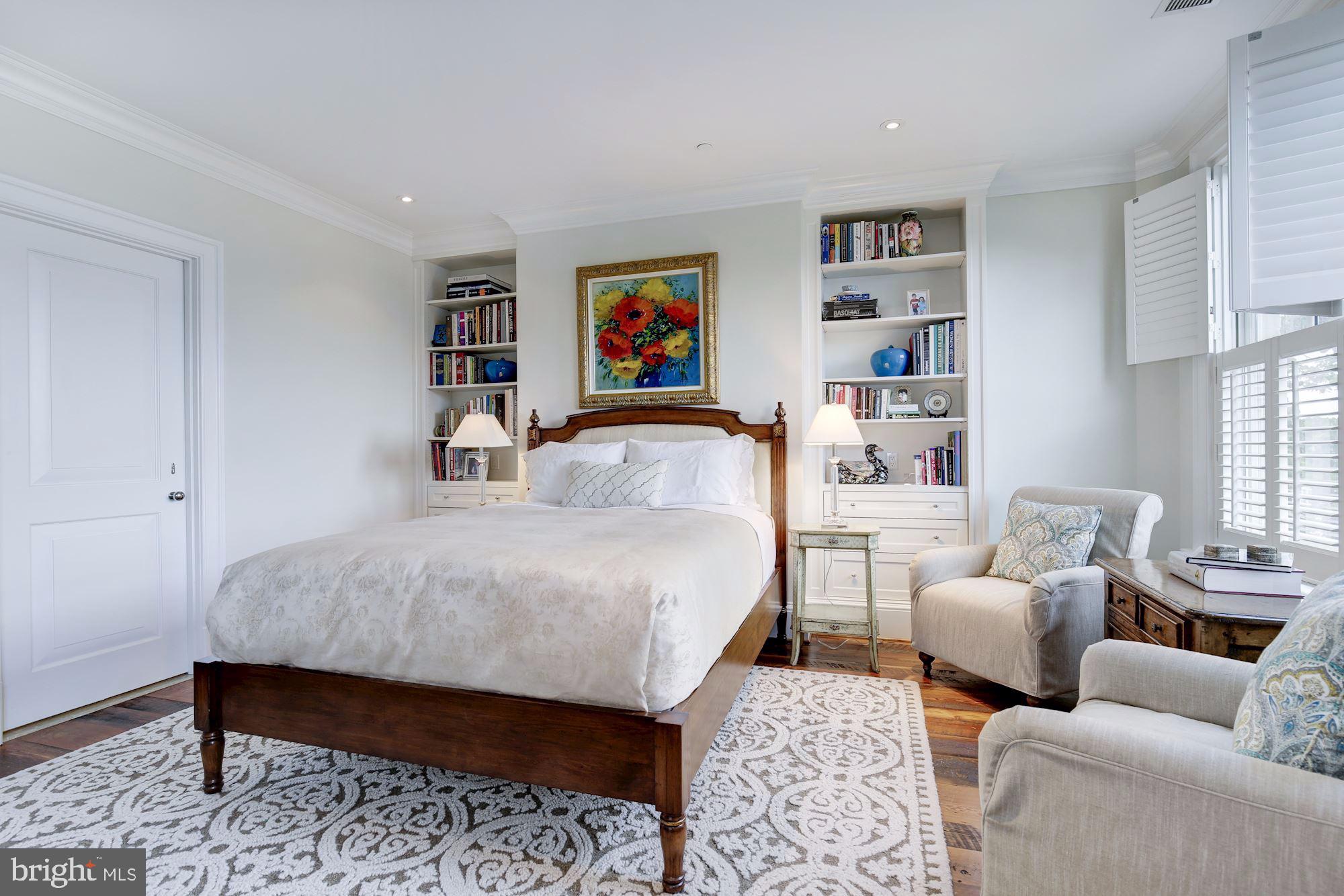 GEORGETOWN - Residential