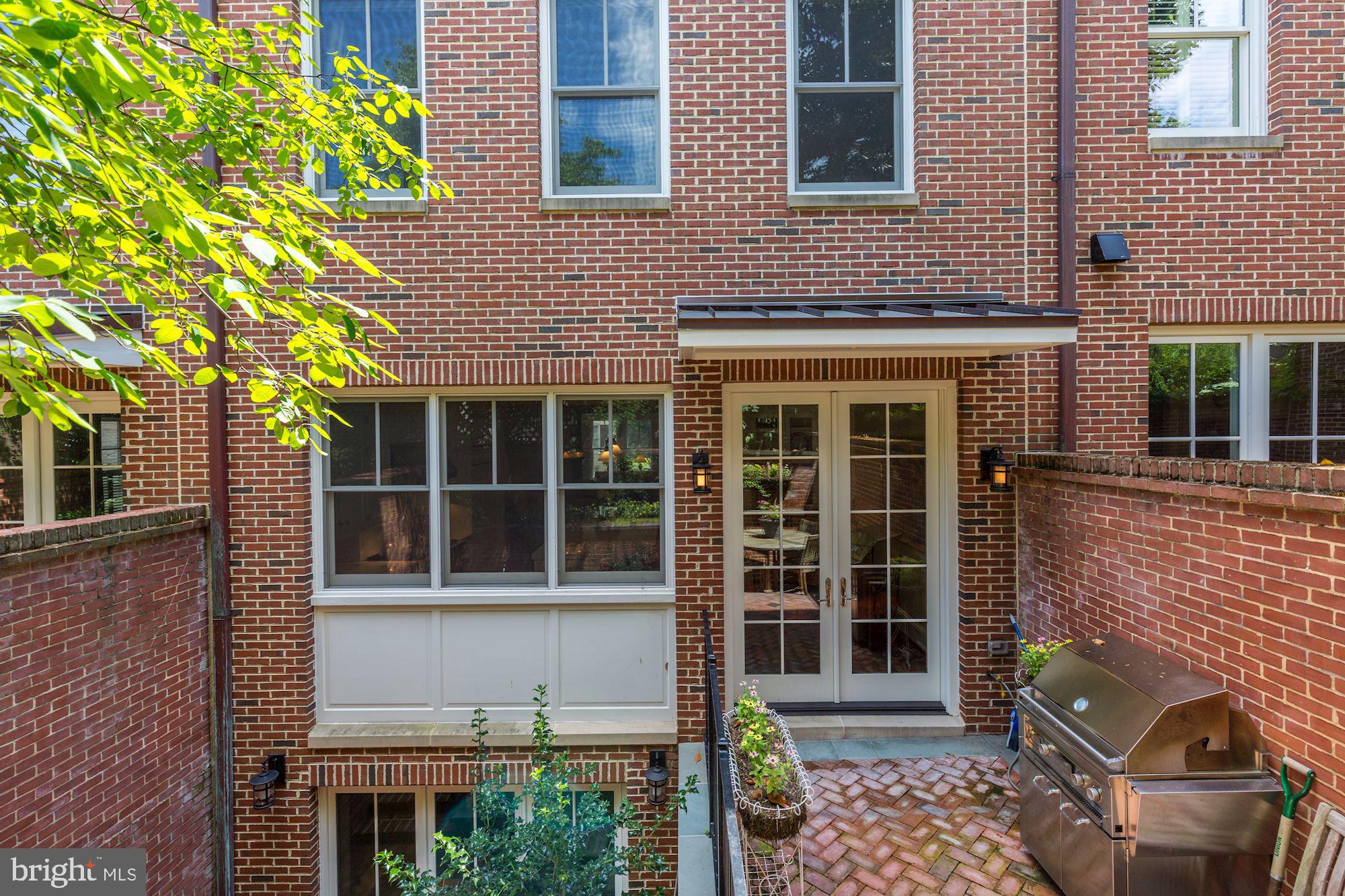 GEORGETOWN - Residential