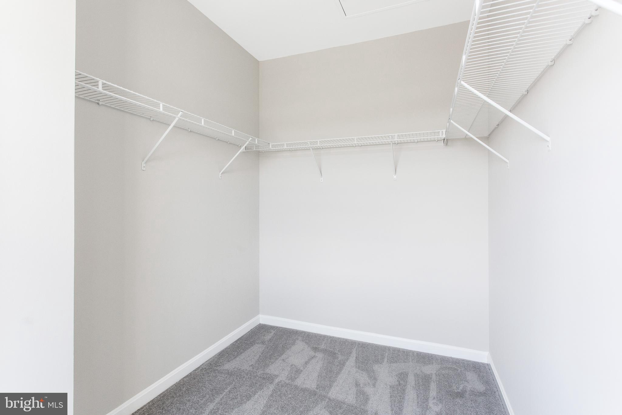 ARORA HILLS - Residential