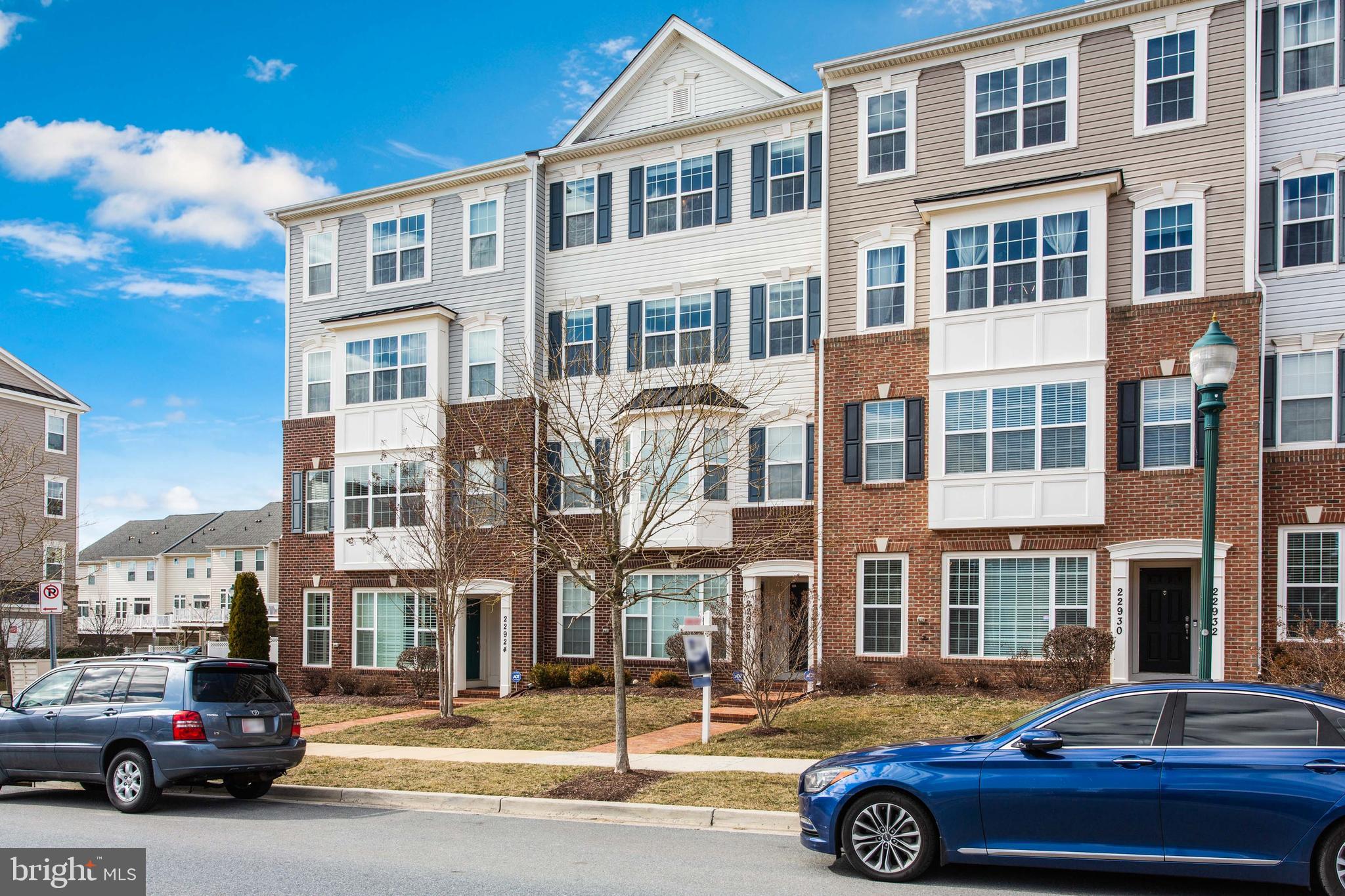 ARORA HILLS - Residential