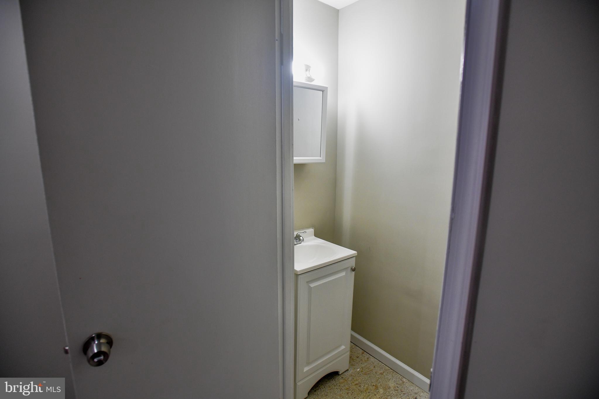 QUEEN ANNE VILLAGE - Residential