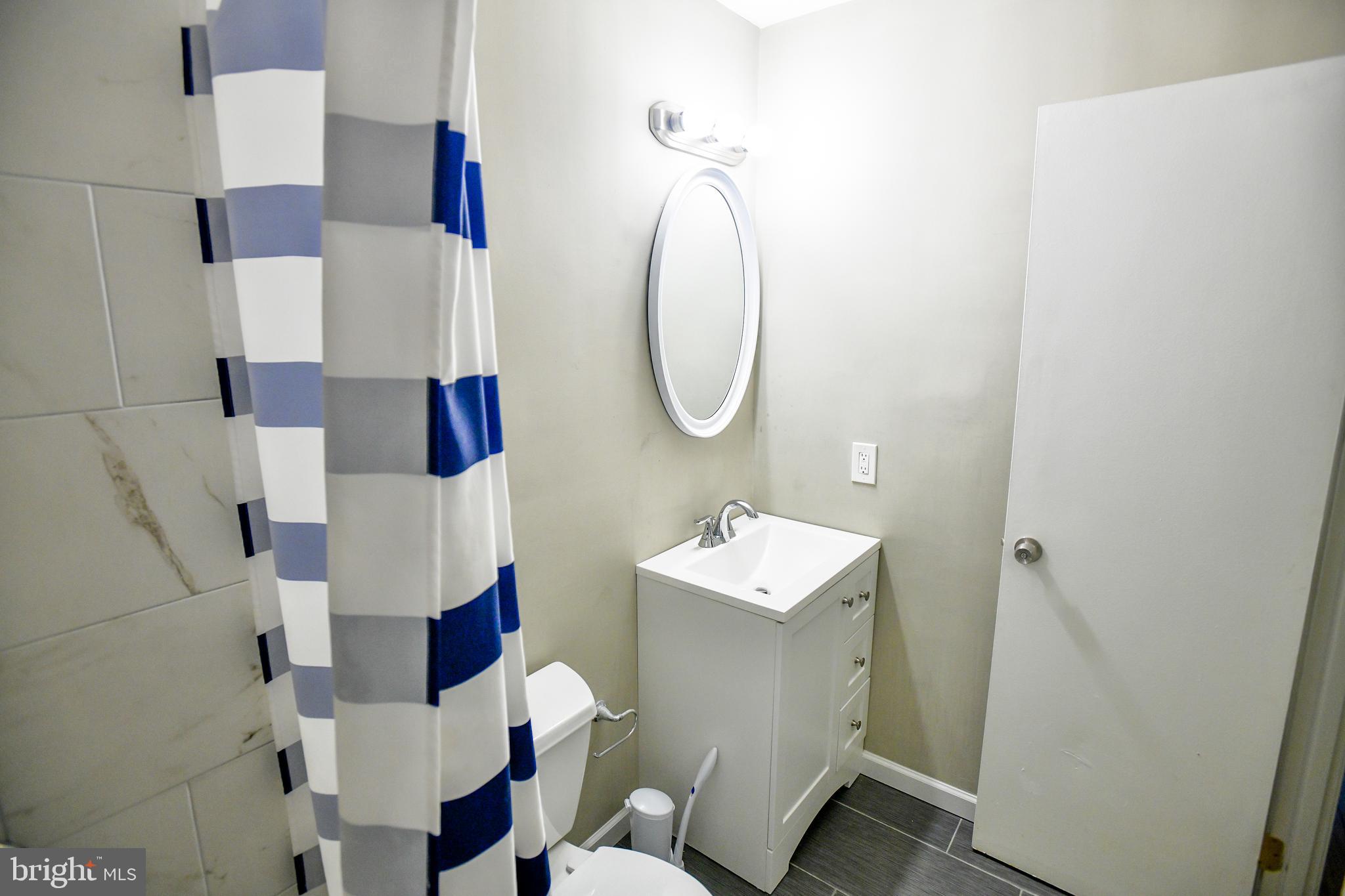 QUEEN ANNE VILLAGE - Residential