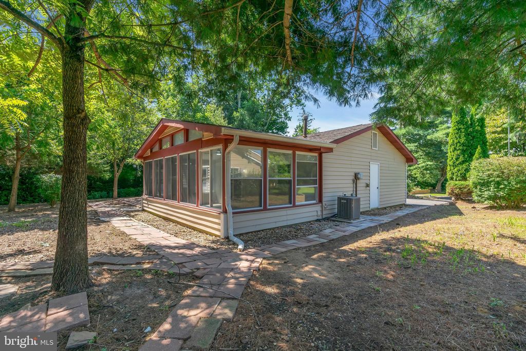 listing image 57