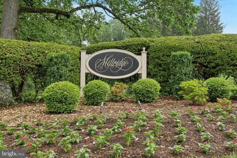 202 SUMMIT DRIVE B B BRYN MAWR PA 19010
