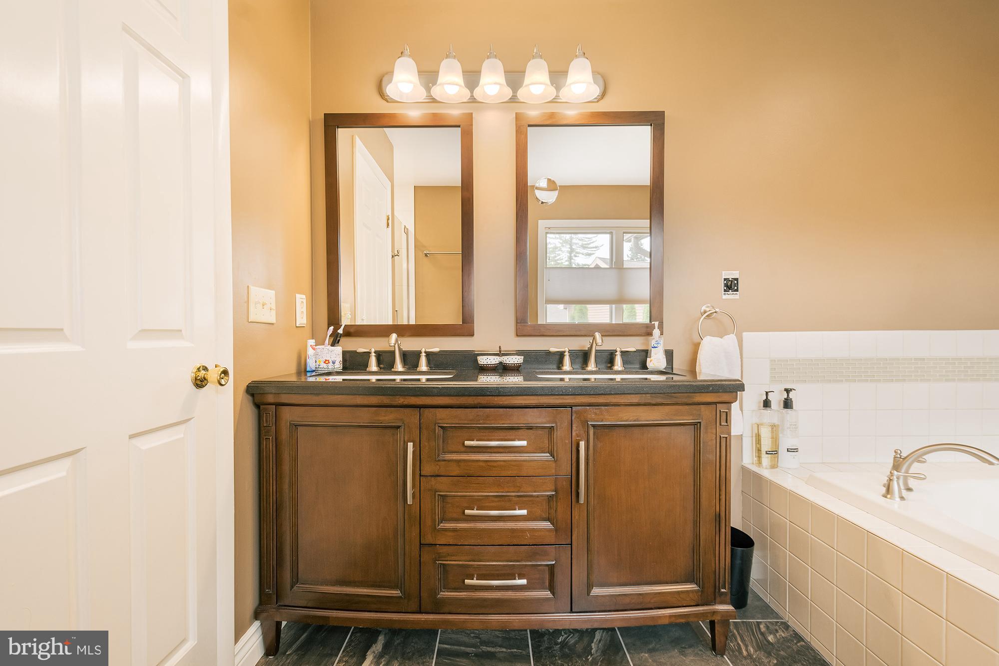 THE WILLOWS - Residential