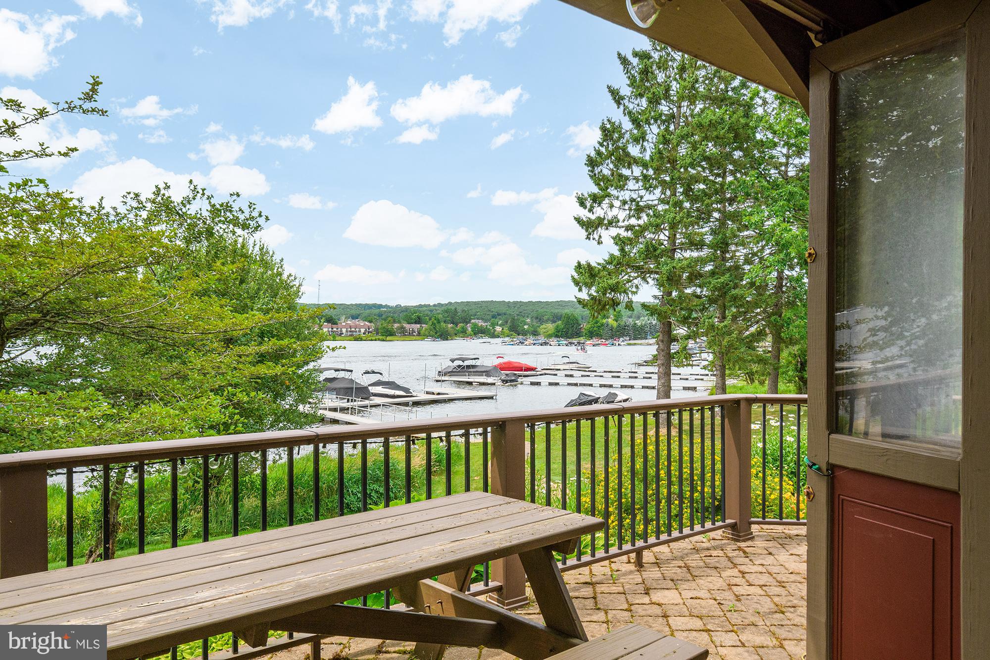 THE WILLOWS - Residential