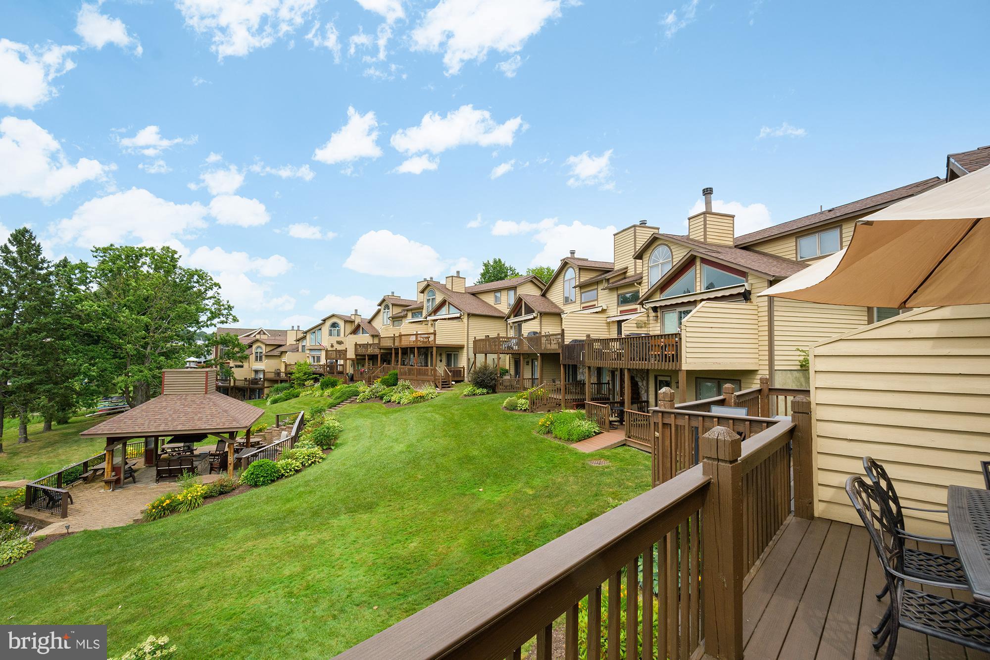 THE WILLOWS - Residential