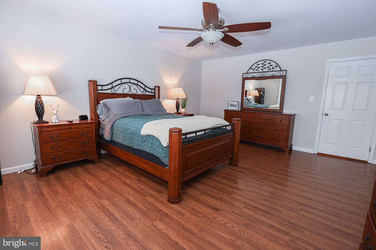 TOWN CREEK - Residential