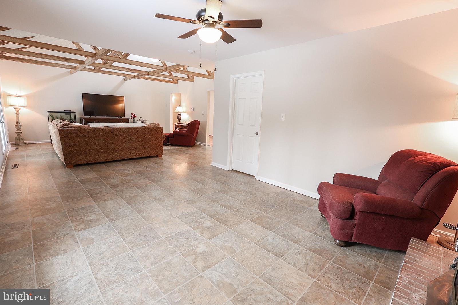 TOWN CREEK - Residential