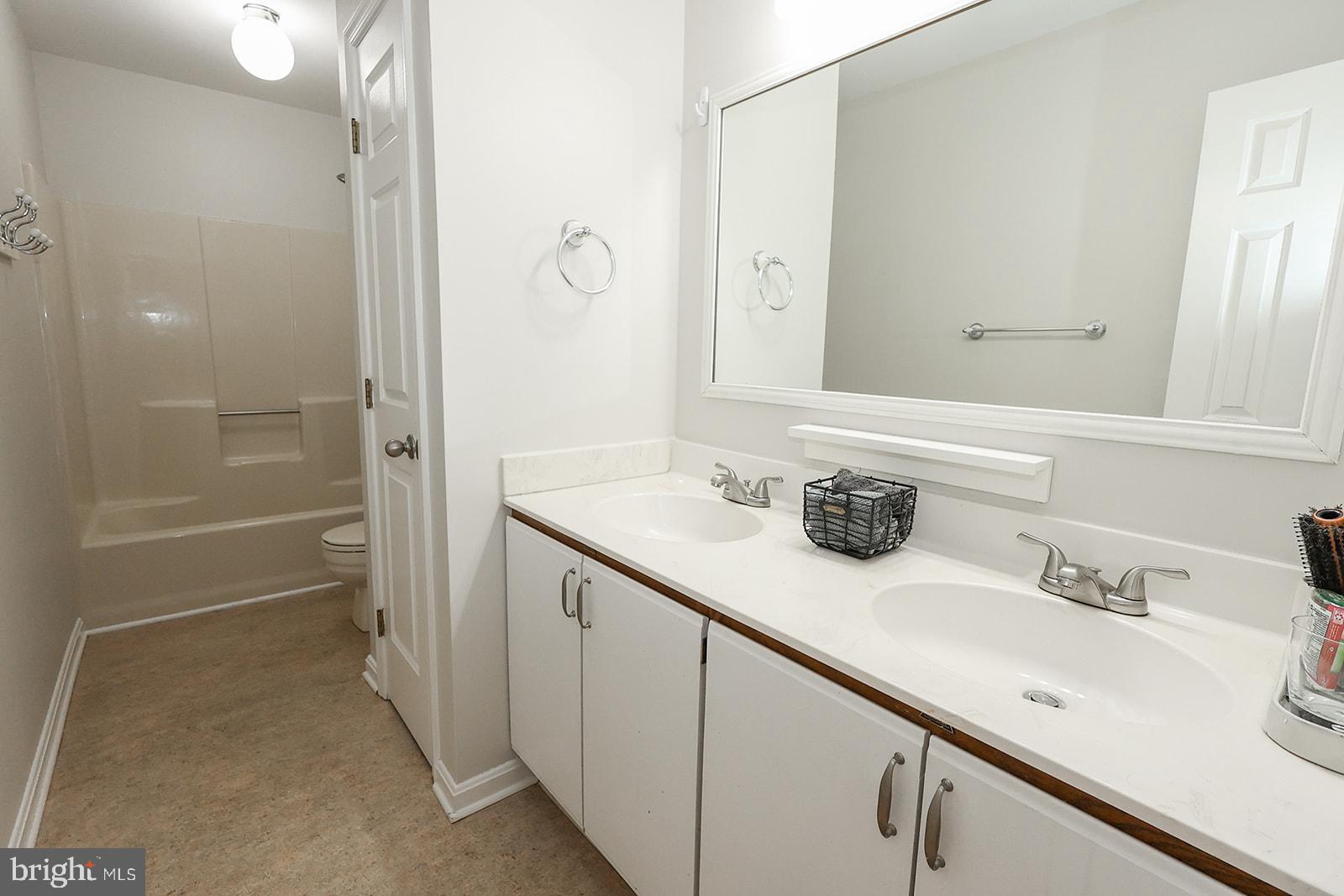 TOWN CREEK - Residential