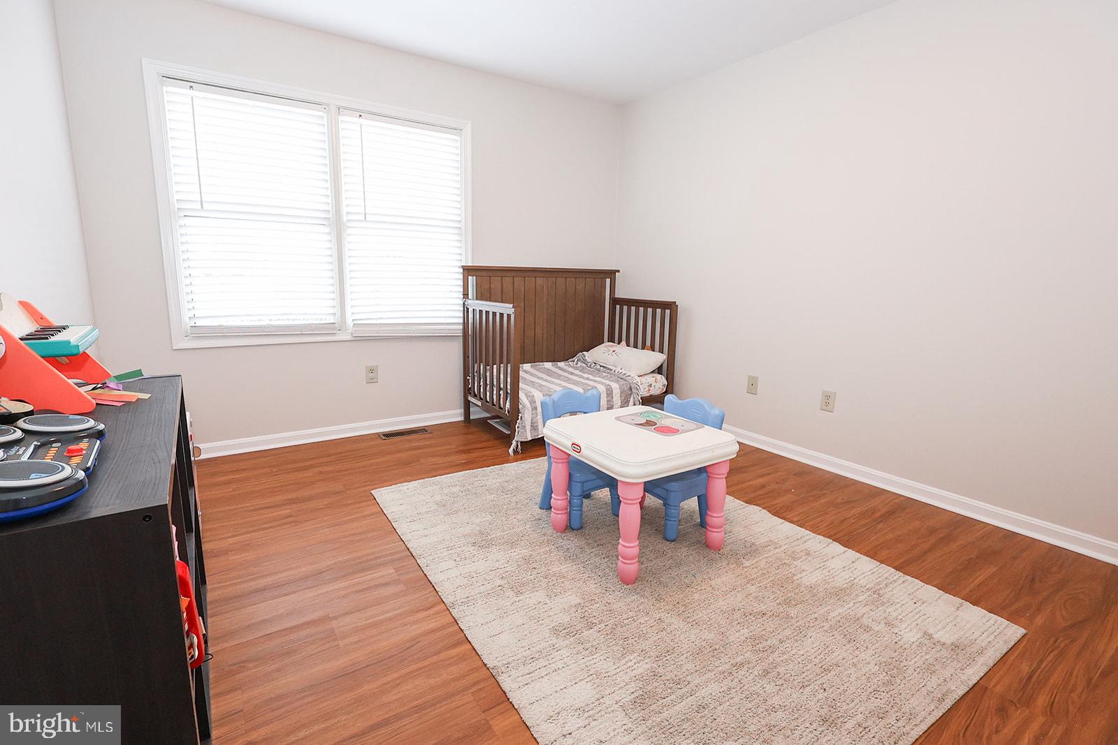 TOWN CREEK - Residential