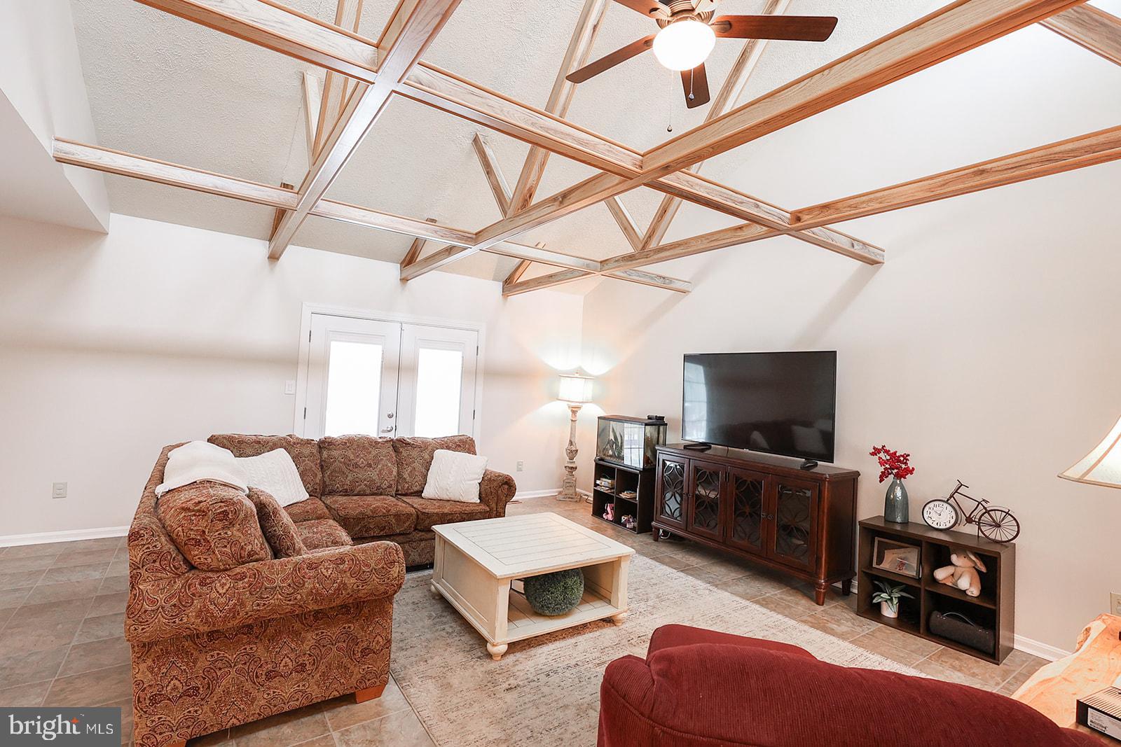 TOWN CREEK - Residential