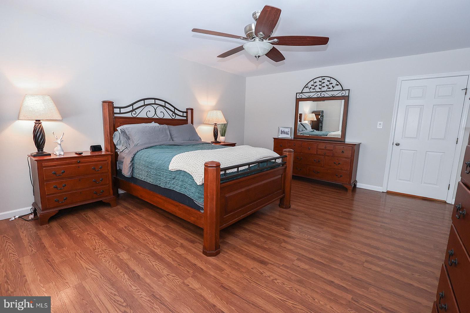 TOWN CREEK - Residential