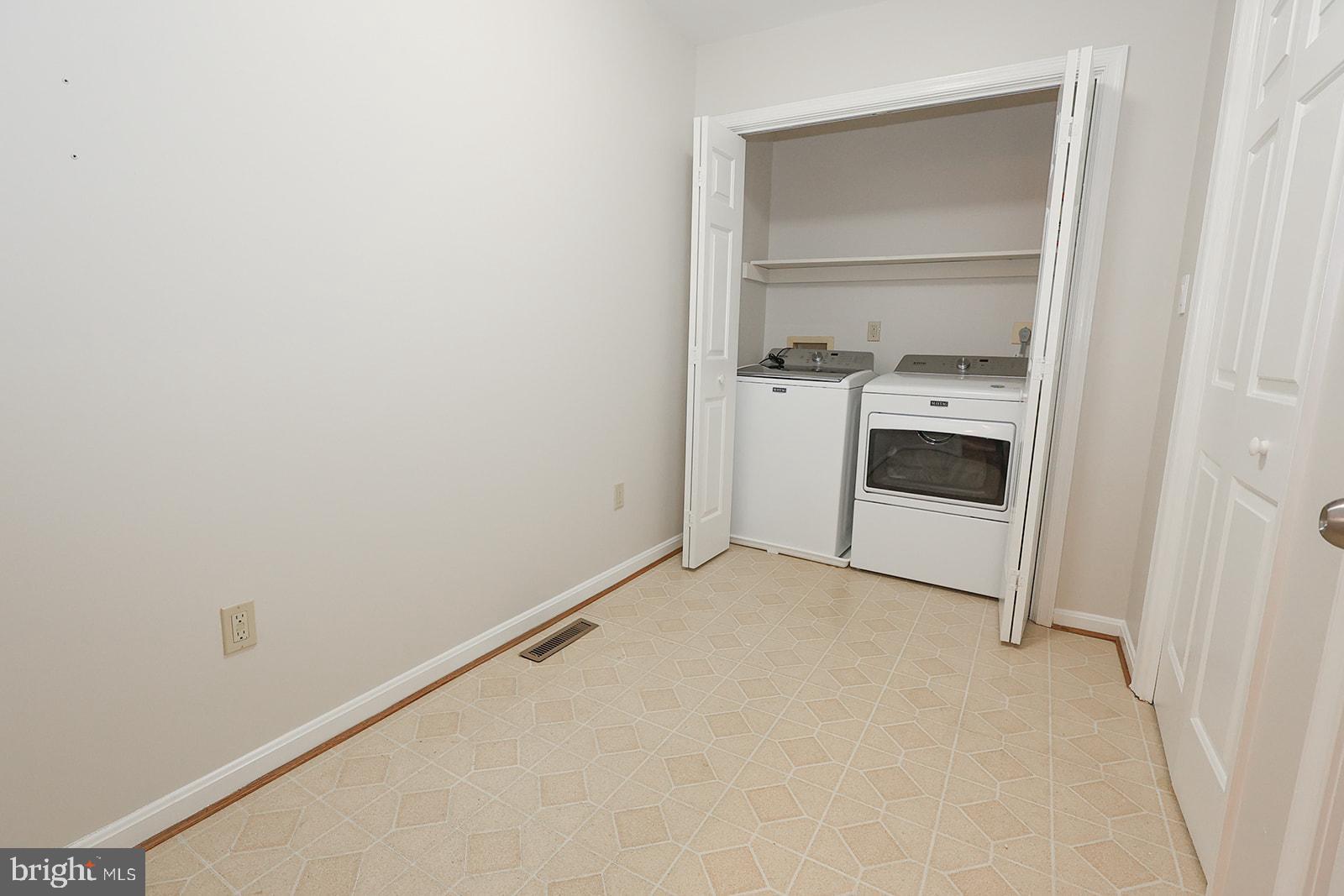 TOWN CREEK - Residential