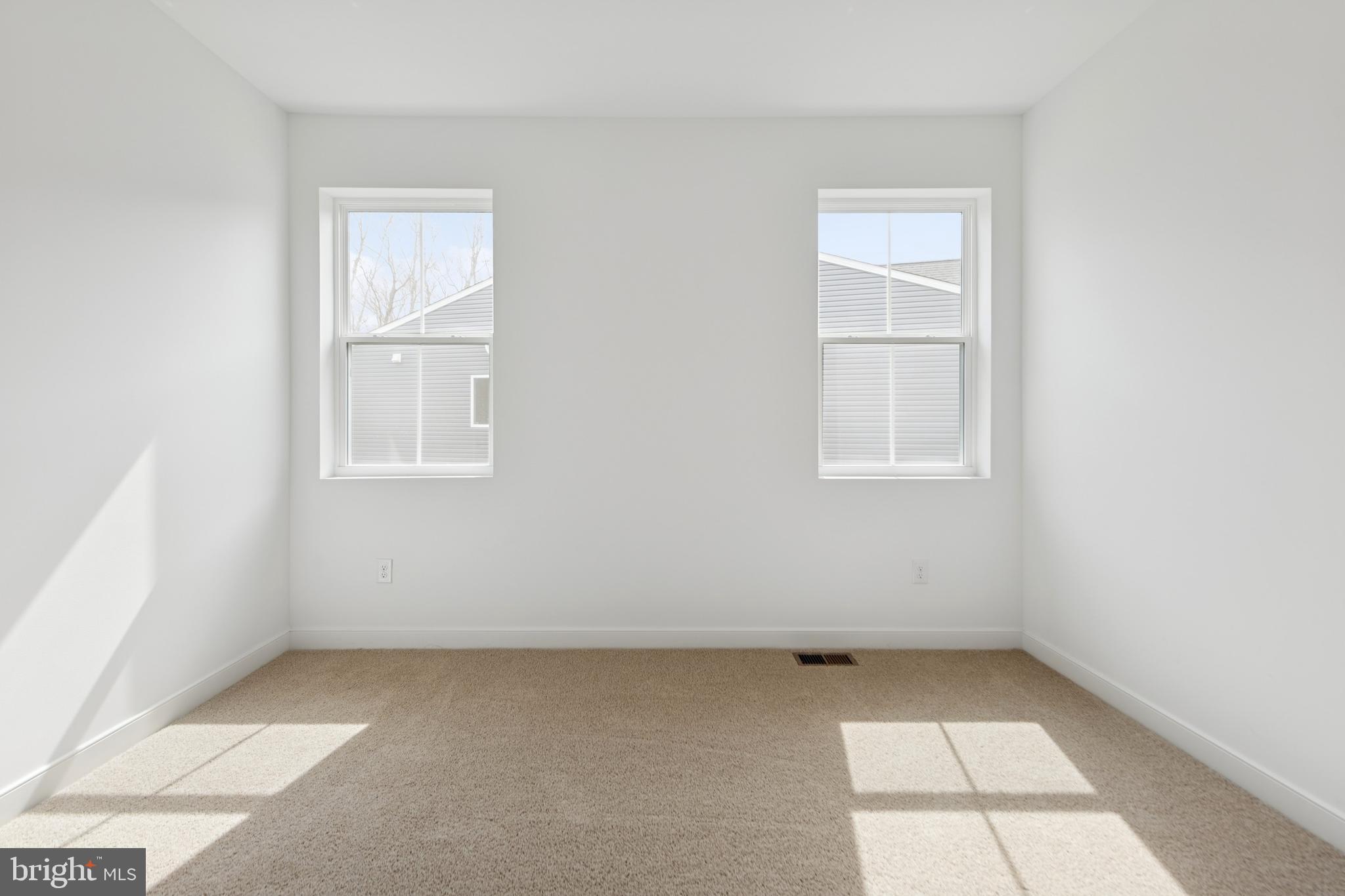 MONARCH GLEN - Residential