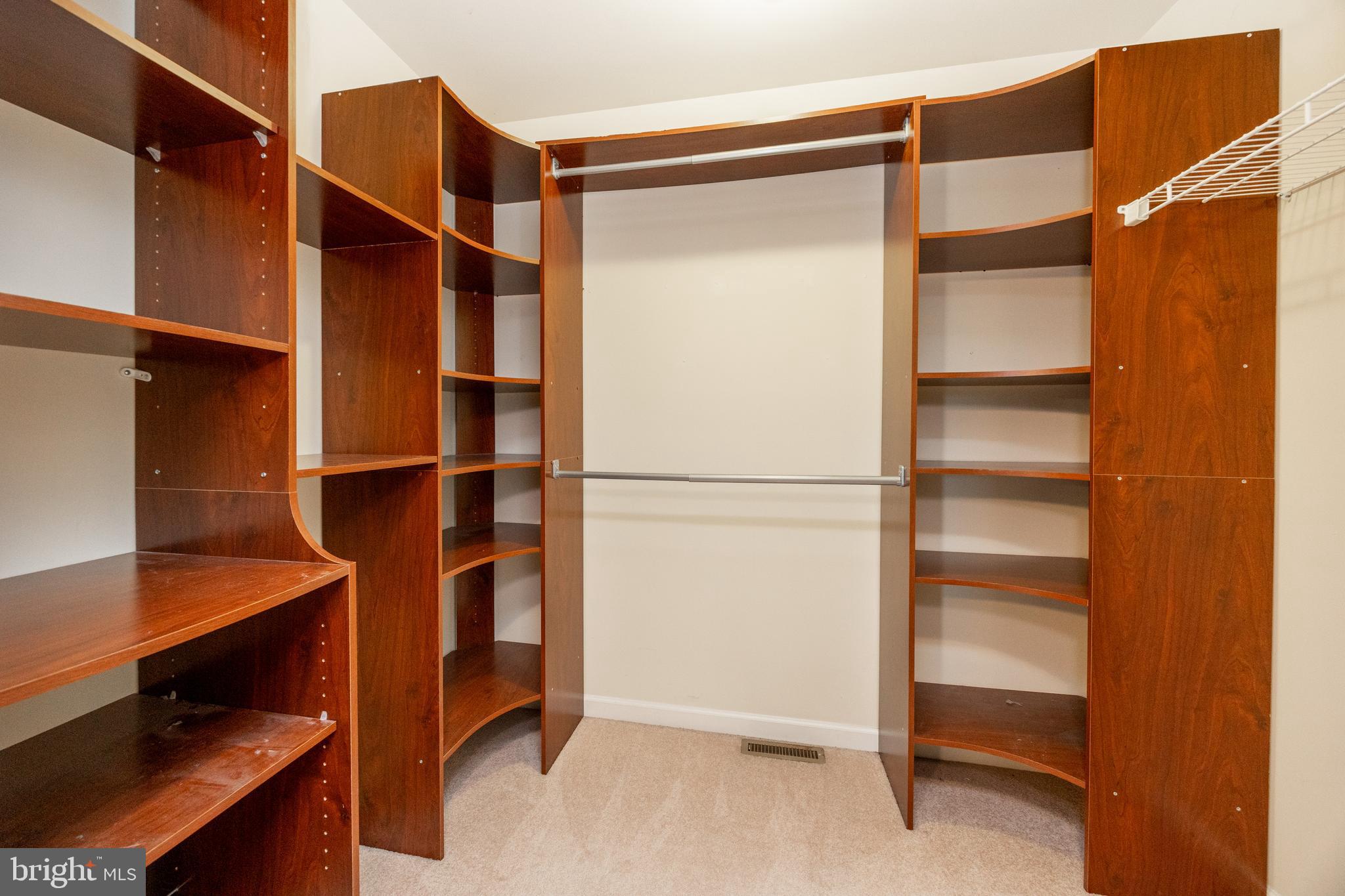 PLEASANT MEADOWS - Residential