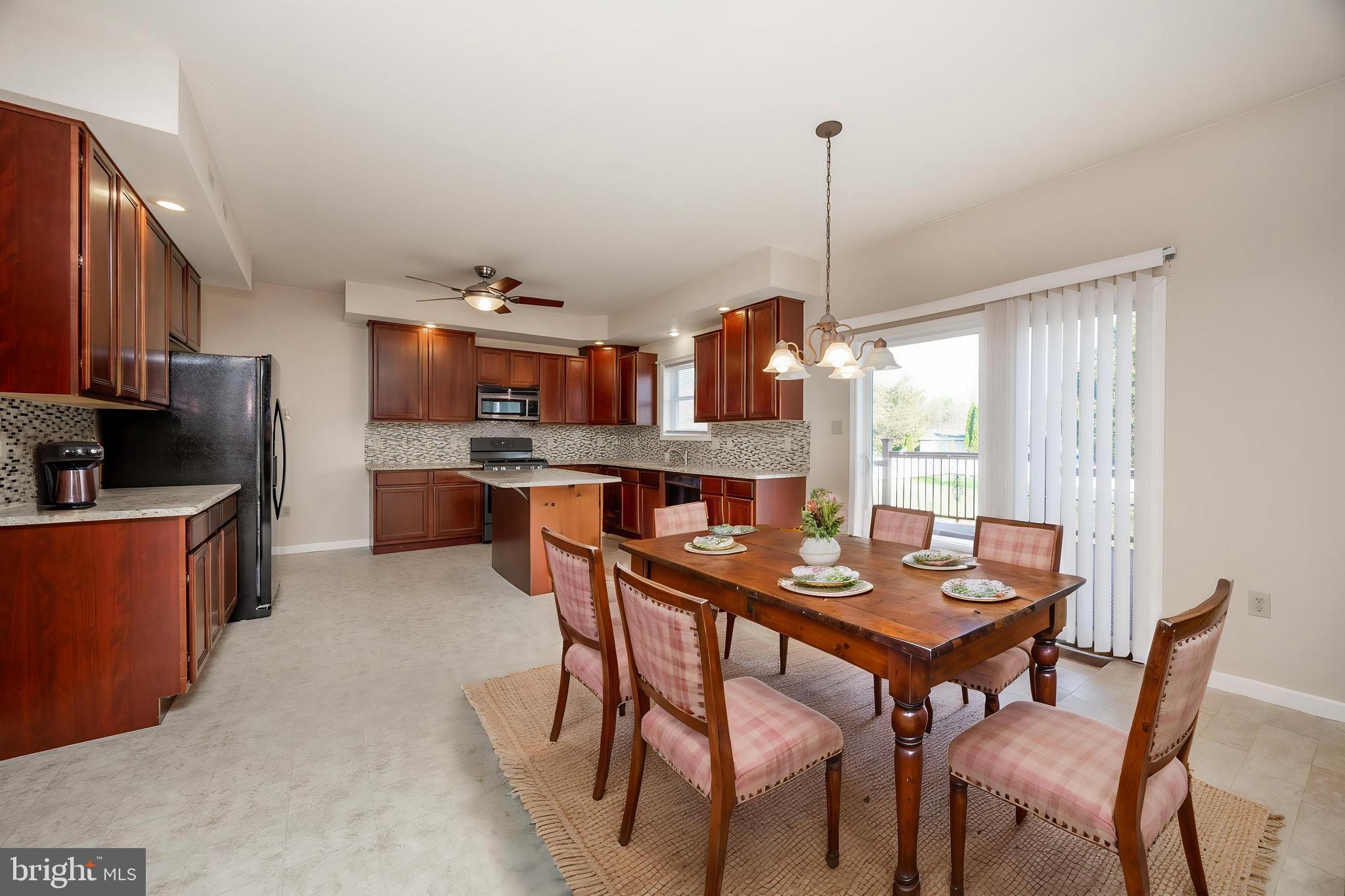 PLEASANT MEADOWS - Residential