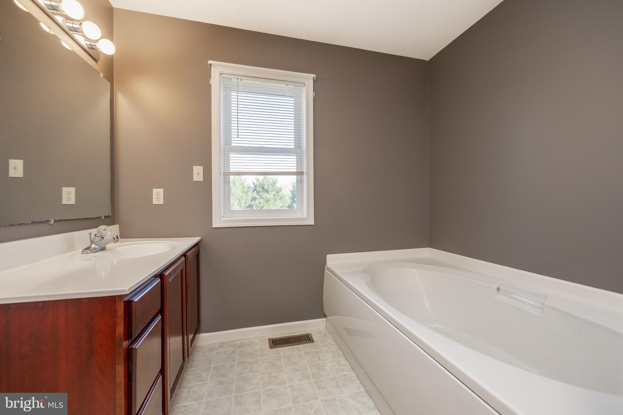 PLEASANT MEADOWS - Residential