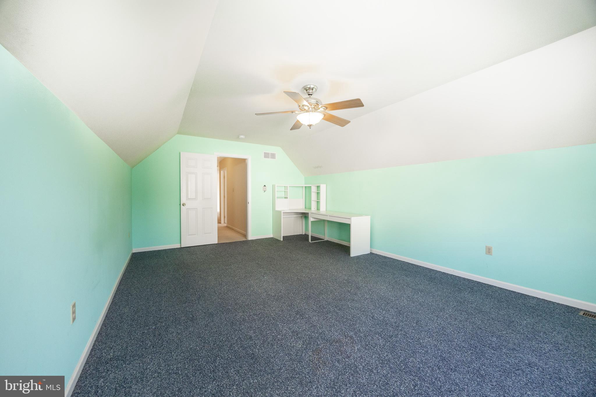 PLEASANT MEADOWS - Residential