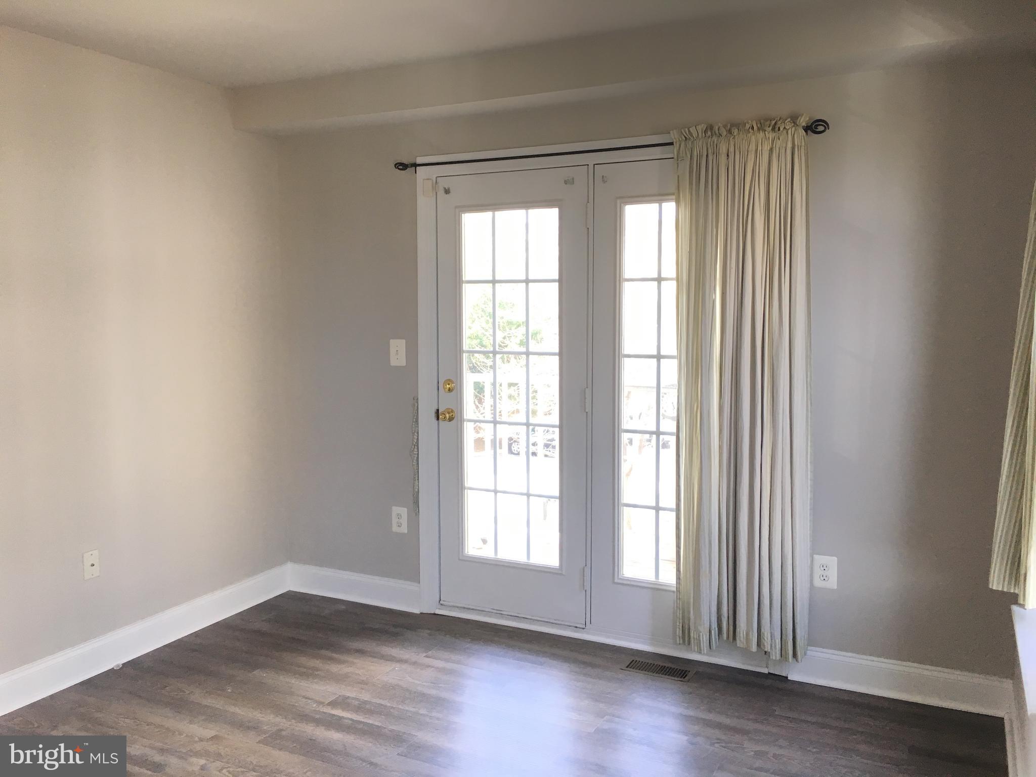 KENTLANDS - Residential Lease