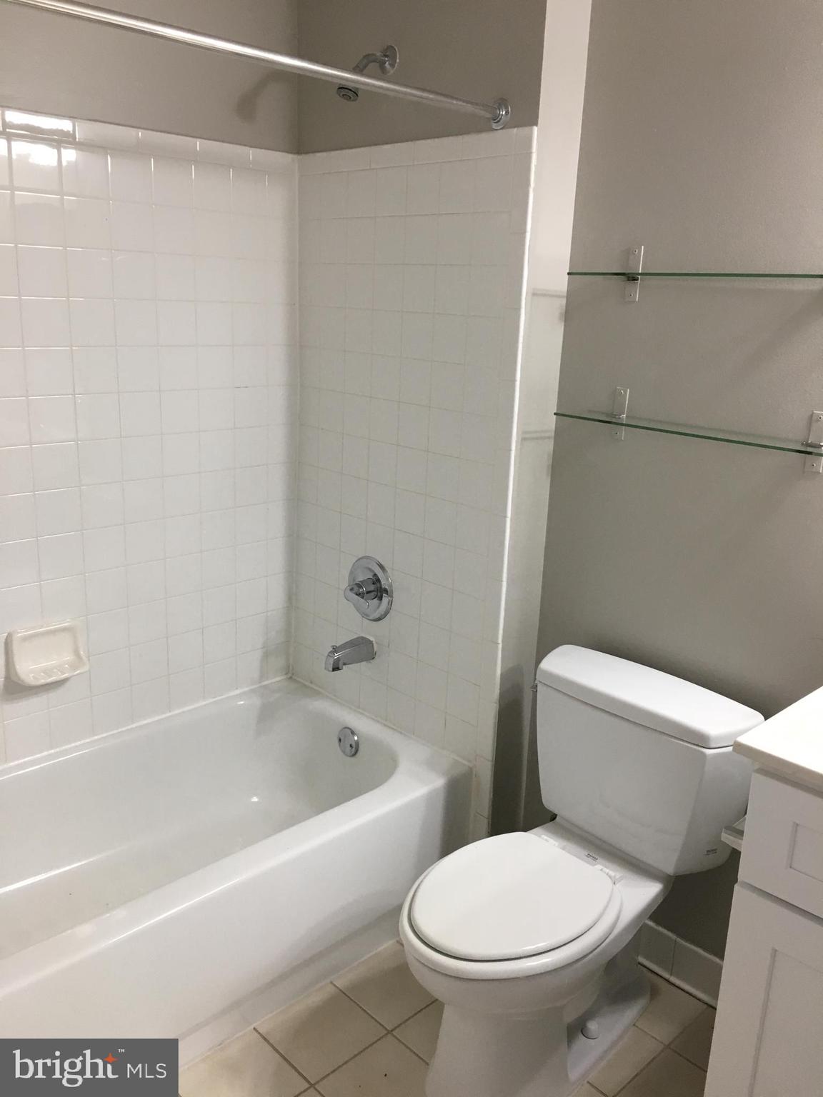 KENTLANDS - Residential Lease