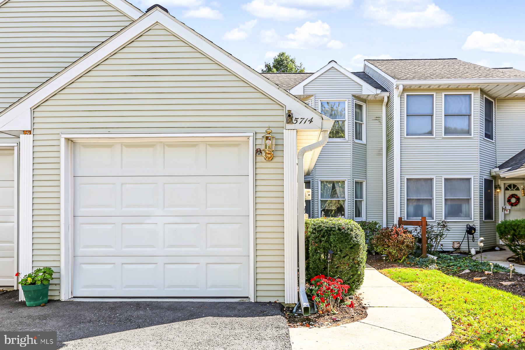 5714 ARKLOW DRIVE