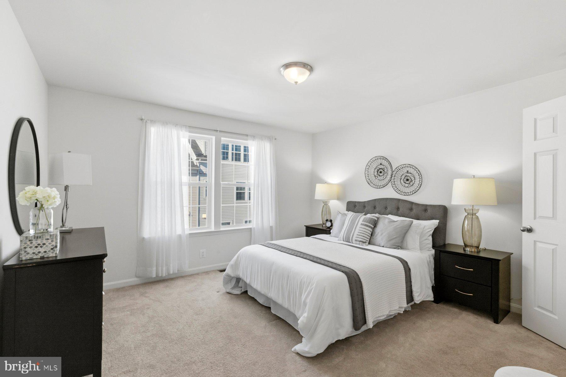 ELKRIDGE CROSSING - Residential