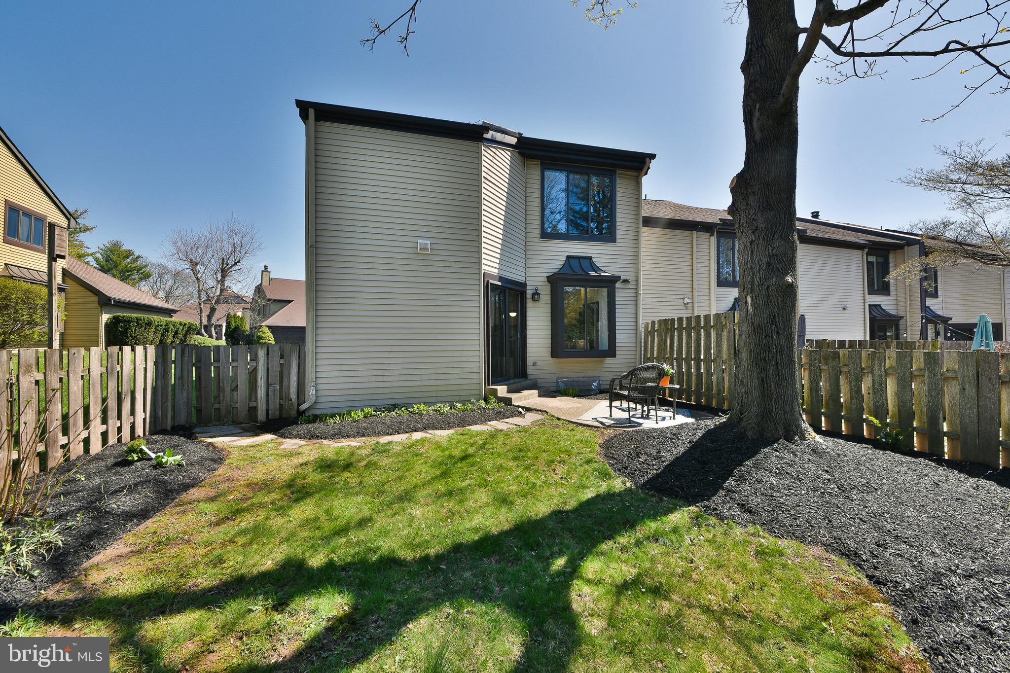 HEADLEY TRACE - Residential