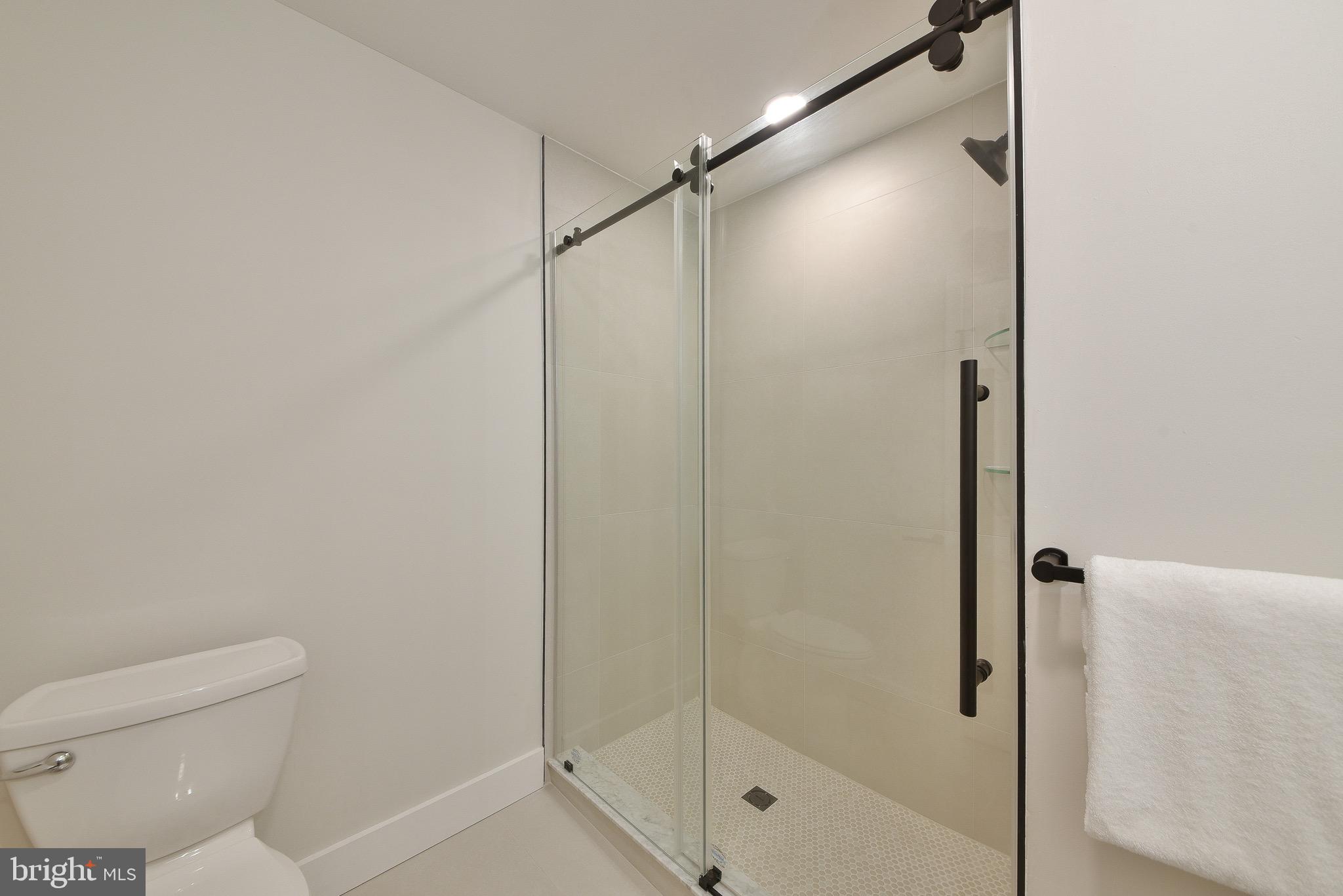 HEADLEY TRACE - Residential