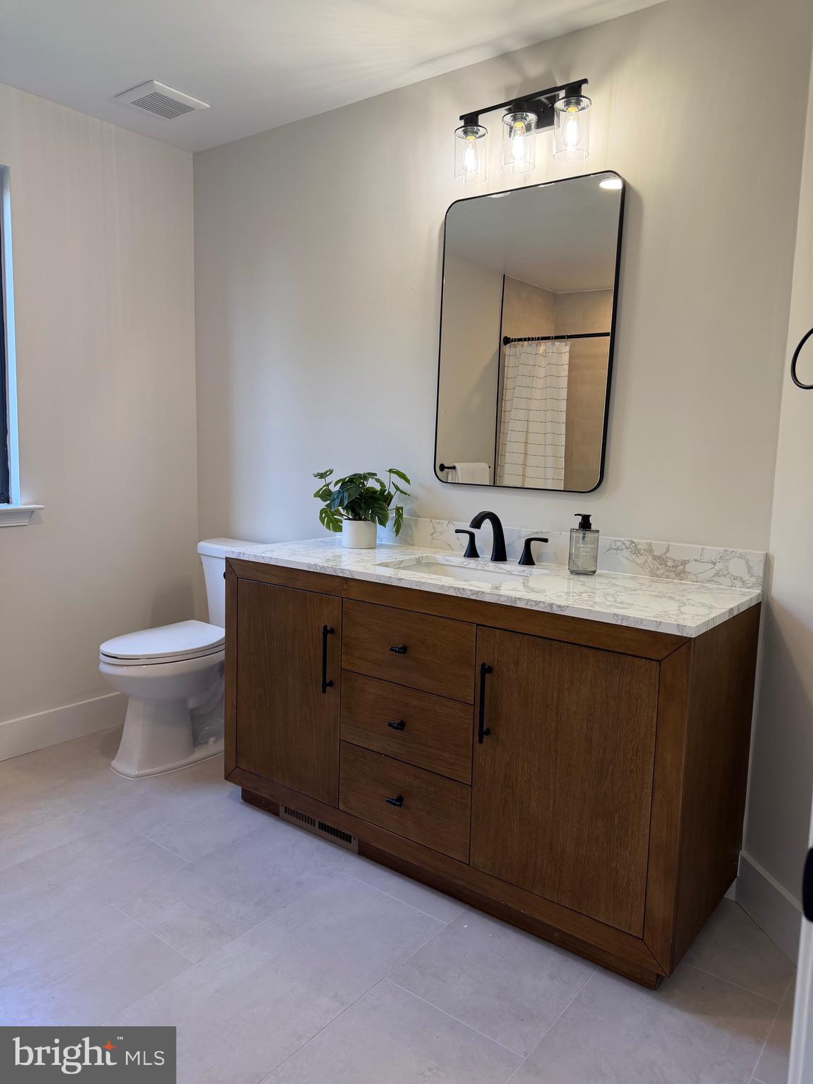 HEADLEY TRACE - Residential