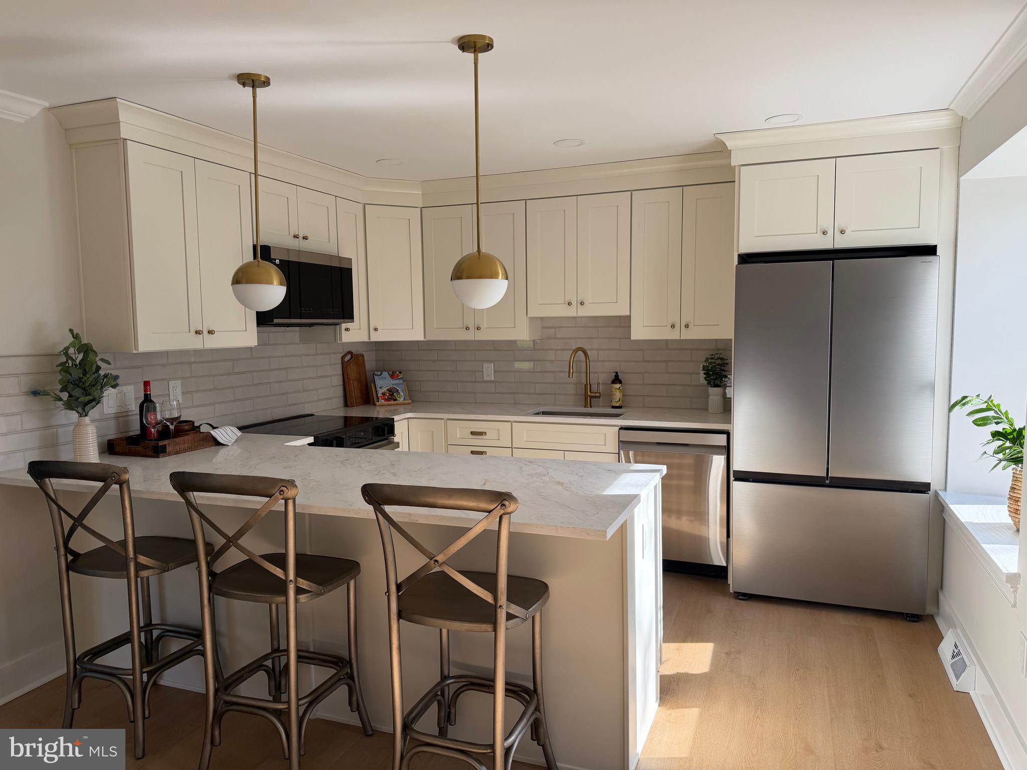 HEADLEY TRACE - Residential