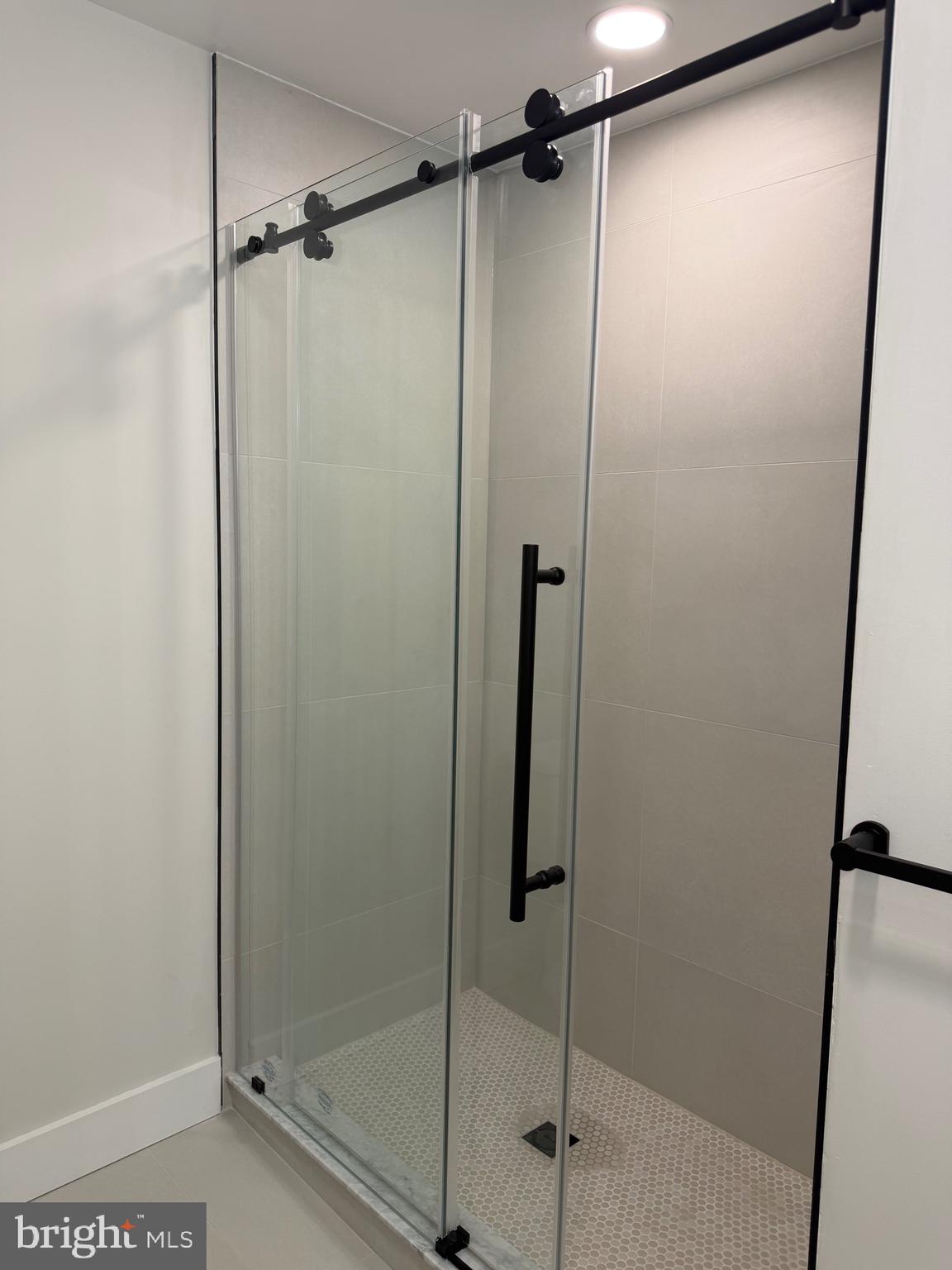 HEADLEY TRACE - Residential