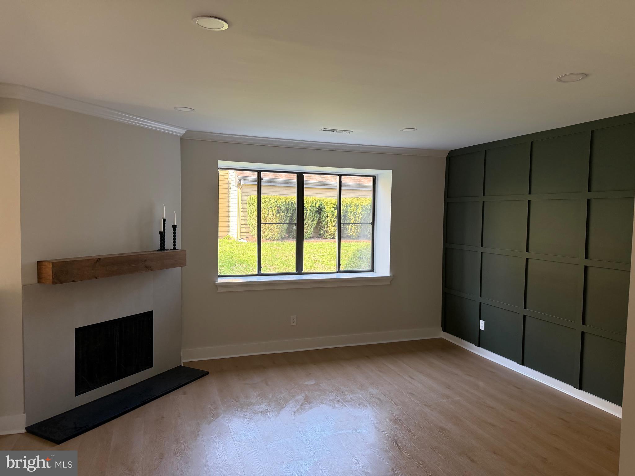 HEADLEY TRACE - Residential