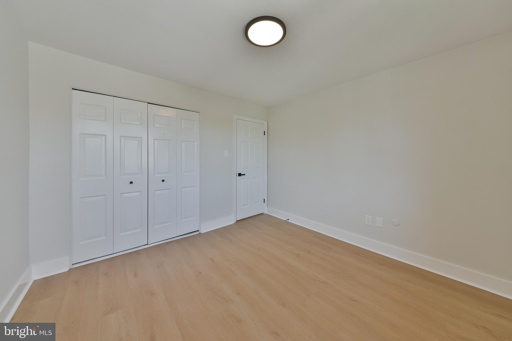 HEADLEY TRACE - Residential