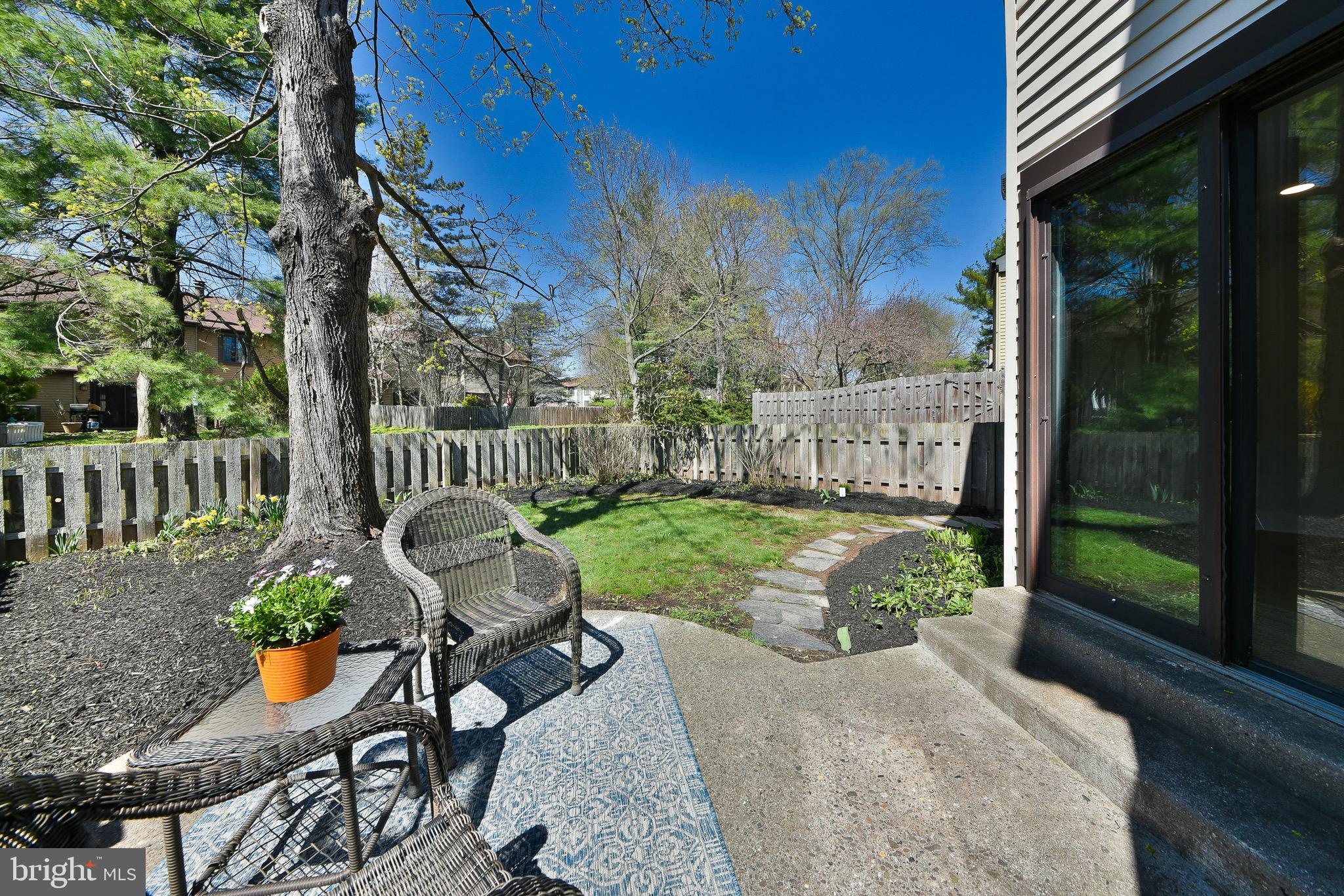 HEADLEY TRACE - Residential