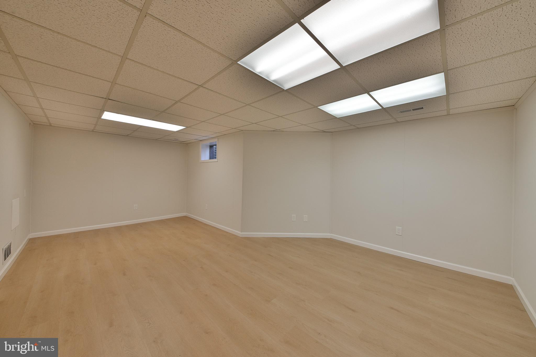 HEADLEY TRACE - Residential