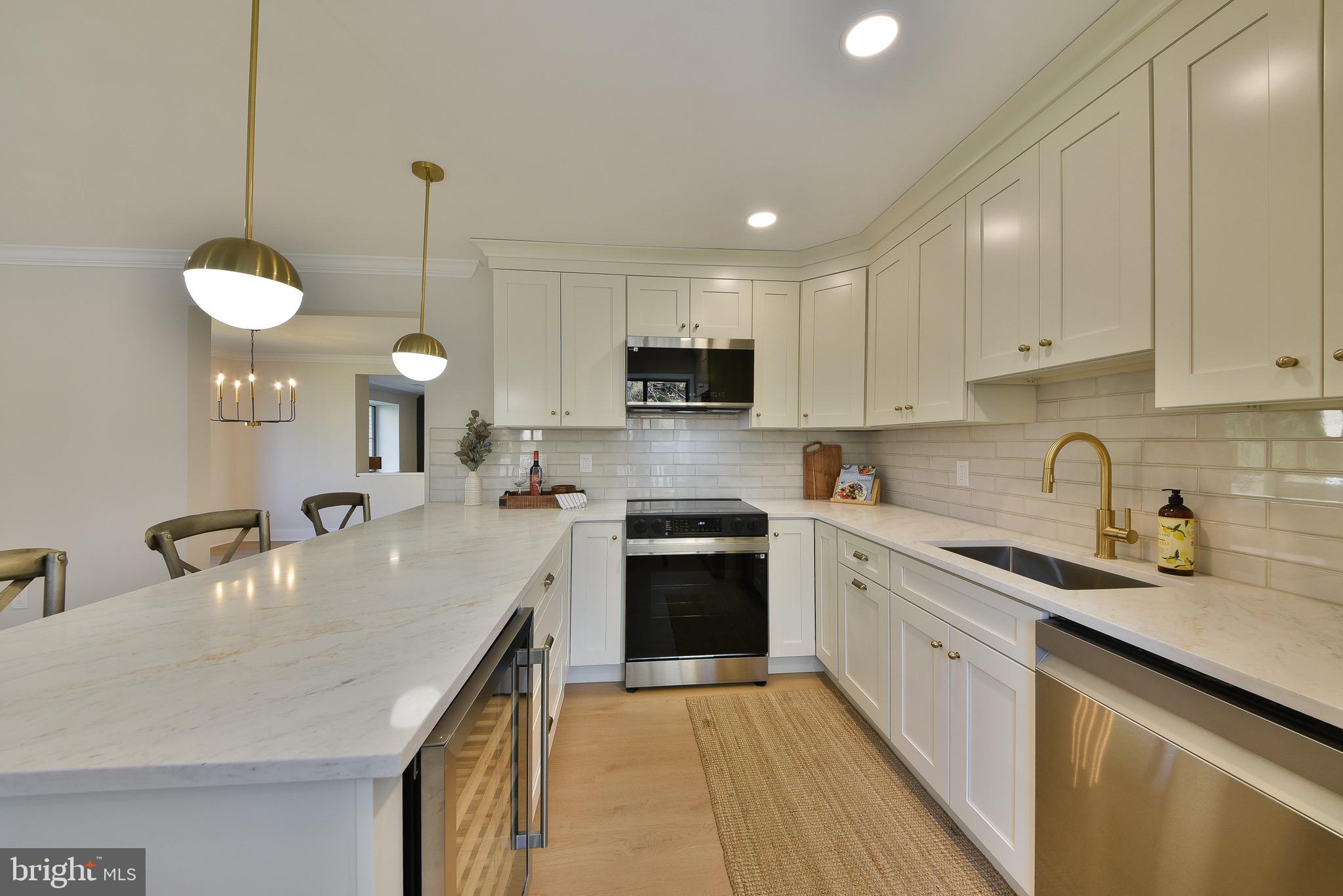 HEADLEY TRACE - Residential