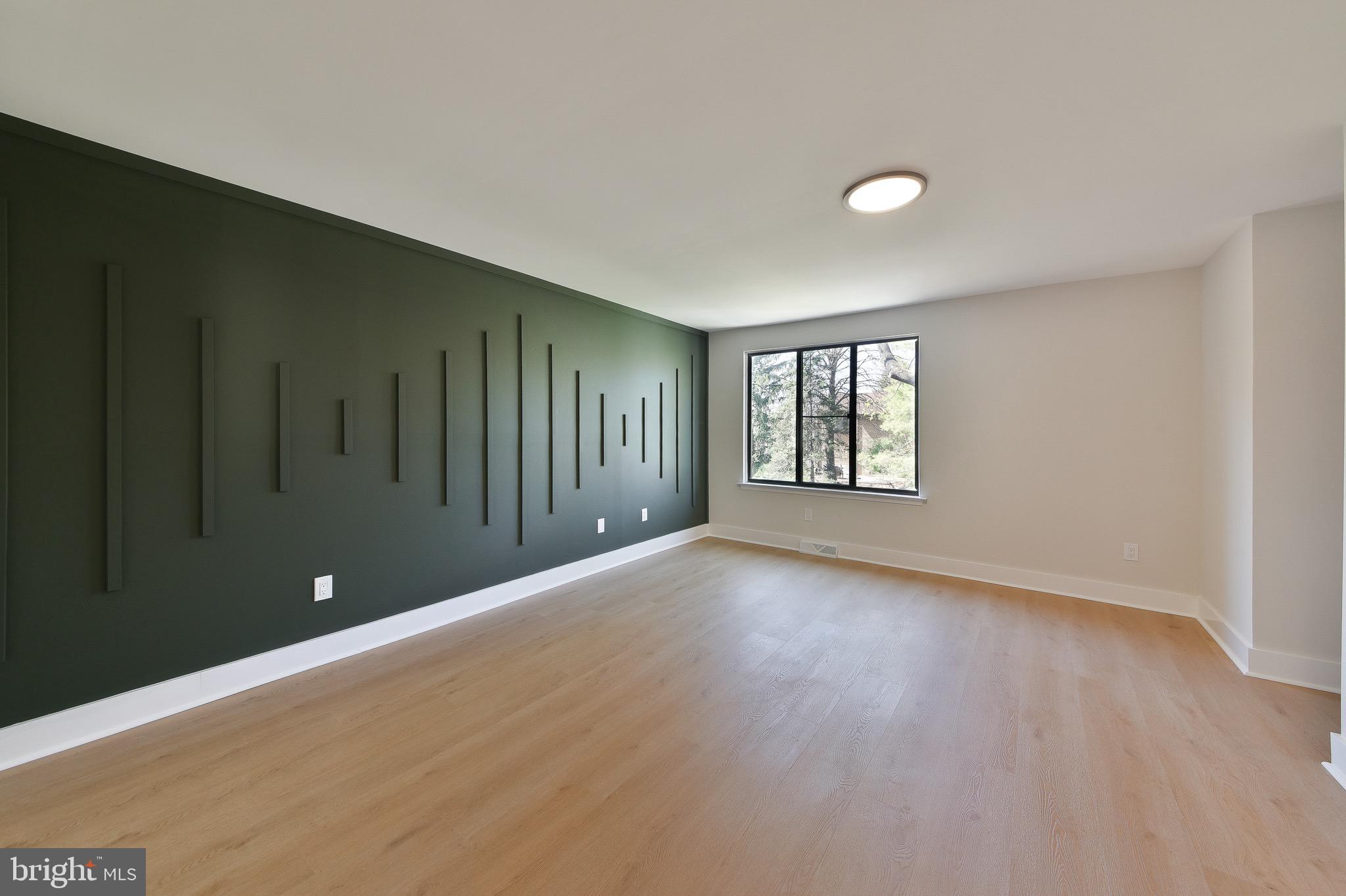 HEADLEY TRACE - Residential