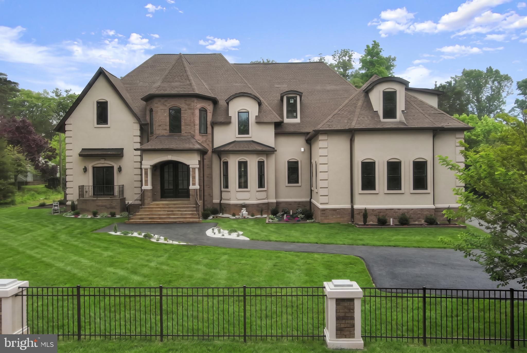 ANNANDALE ACRES - Residential