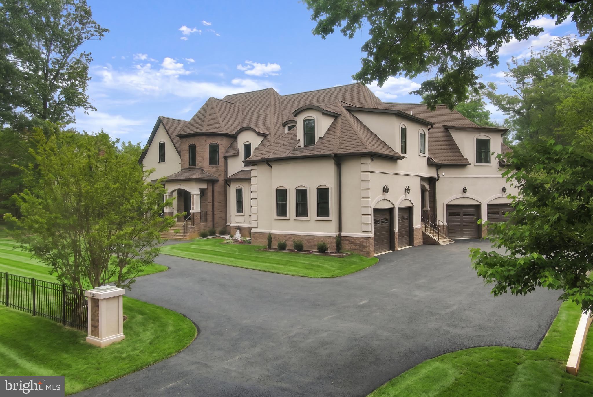 ANNANDALE ACRES - Residential