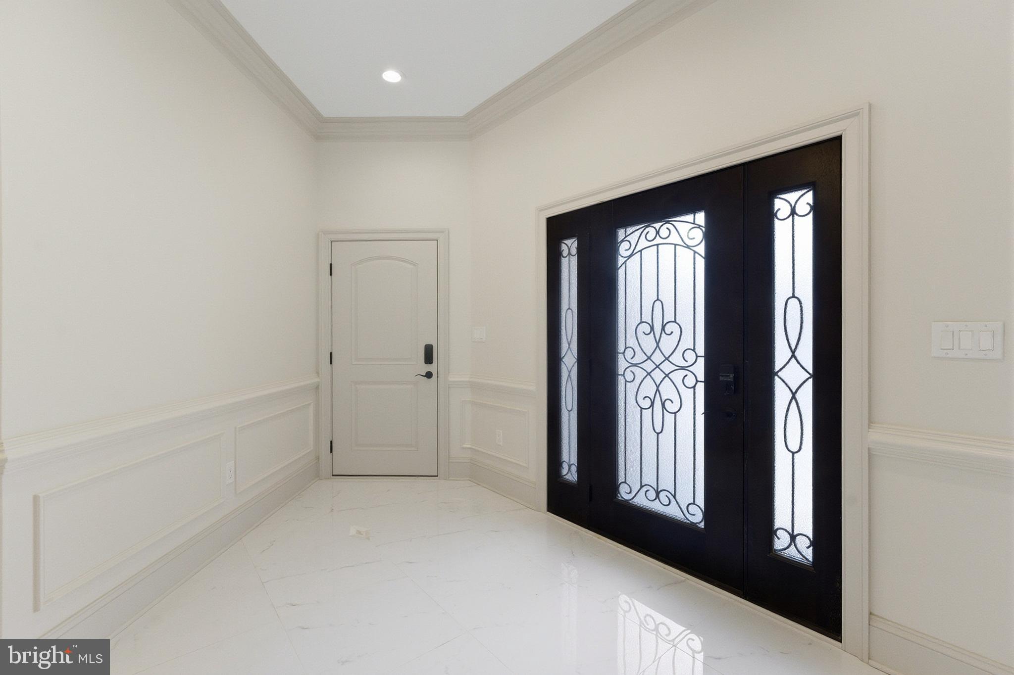 ANNANDALE ACRES - Residential