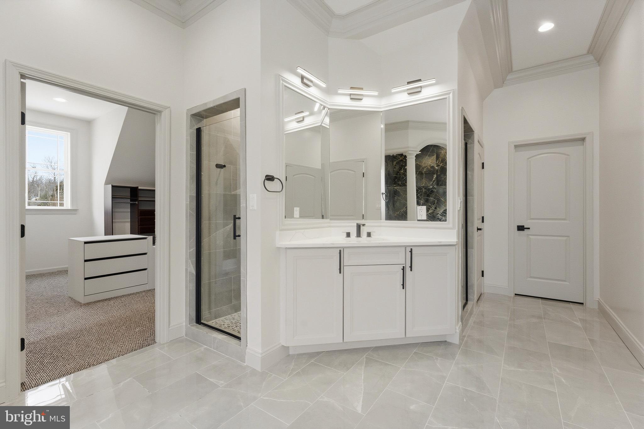 ANNANDALE ACRES - Residential