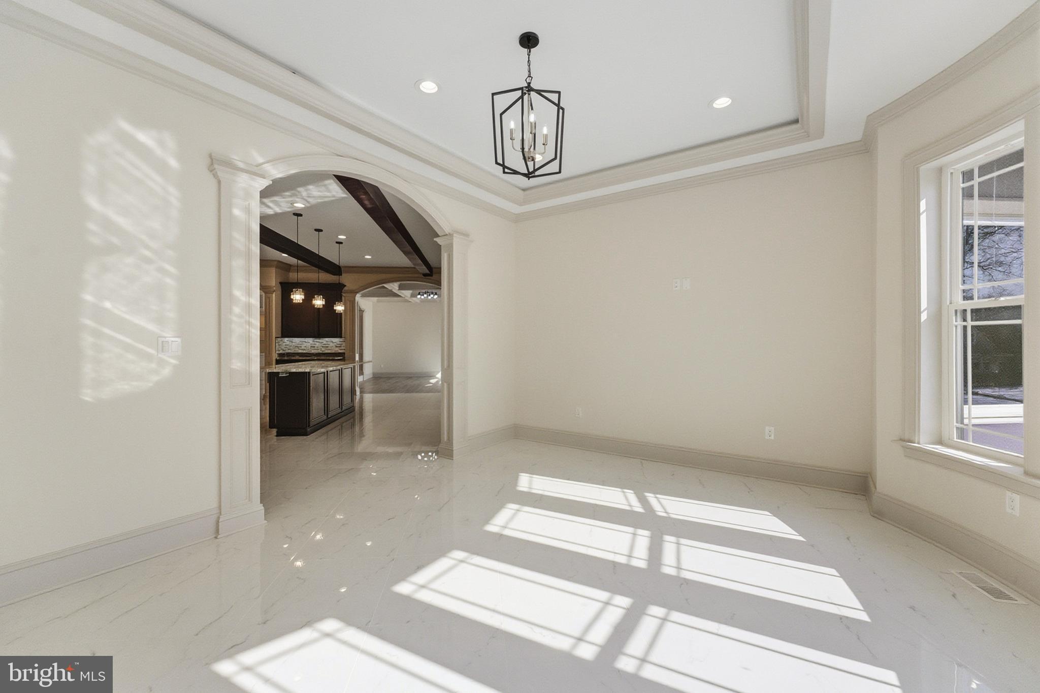 ANNANDALE ACRES - Residential