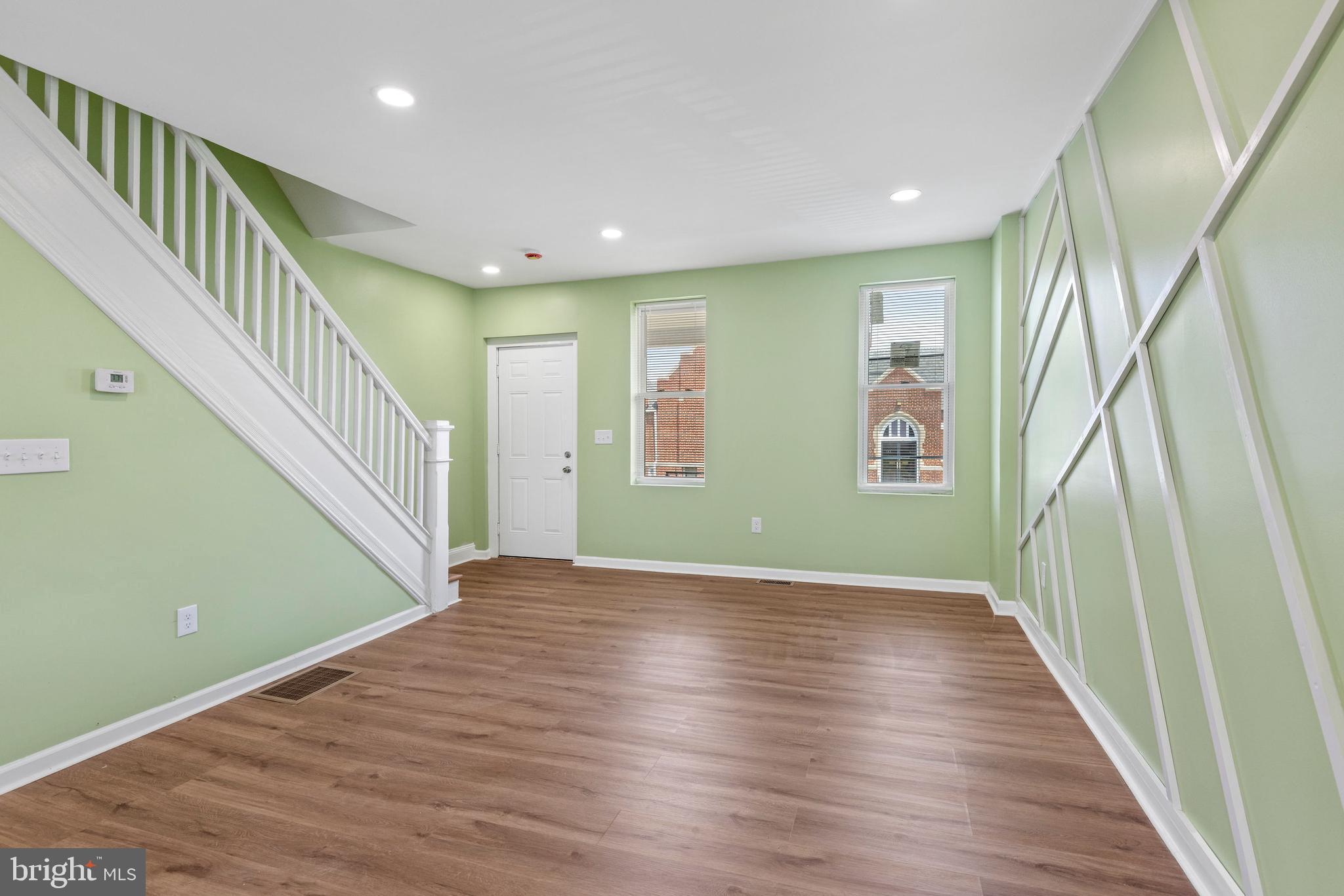 ALBEMARLE SQUARE - Residential Lease