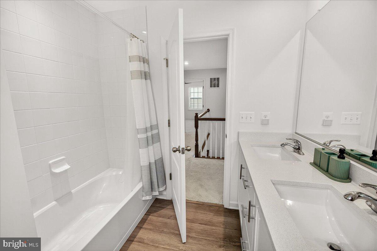 HUNTFIELD - Residential