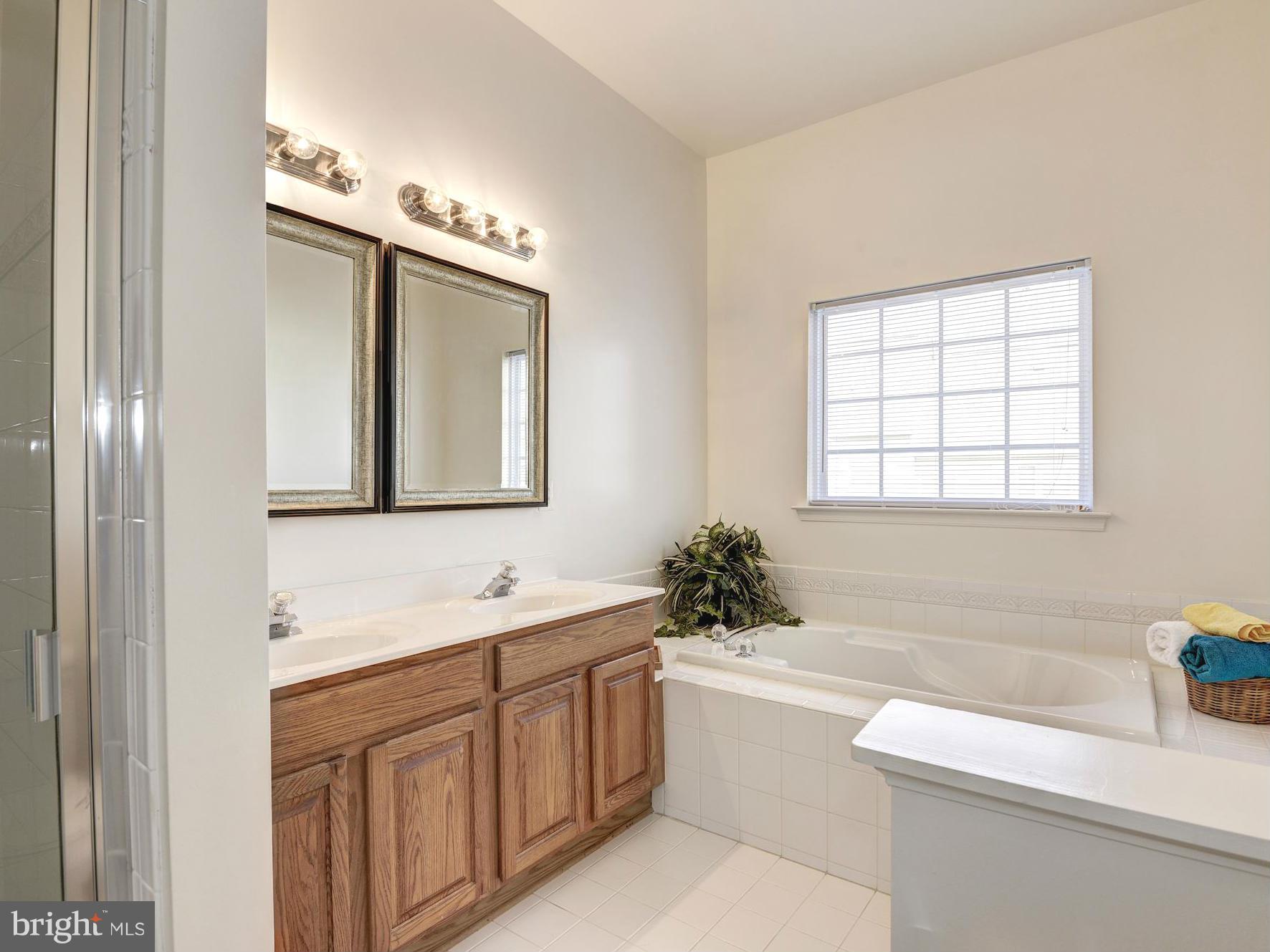 TAVISTOCK FARMS - Residential