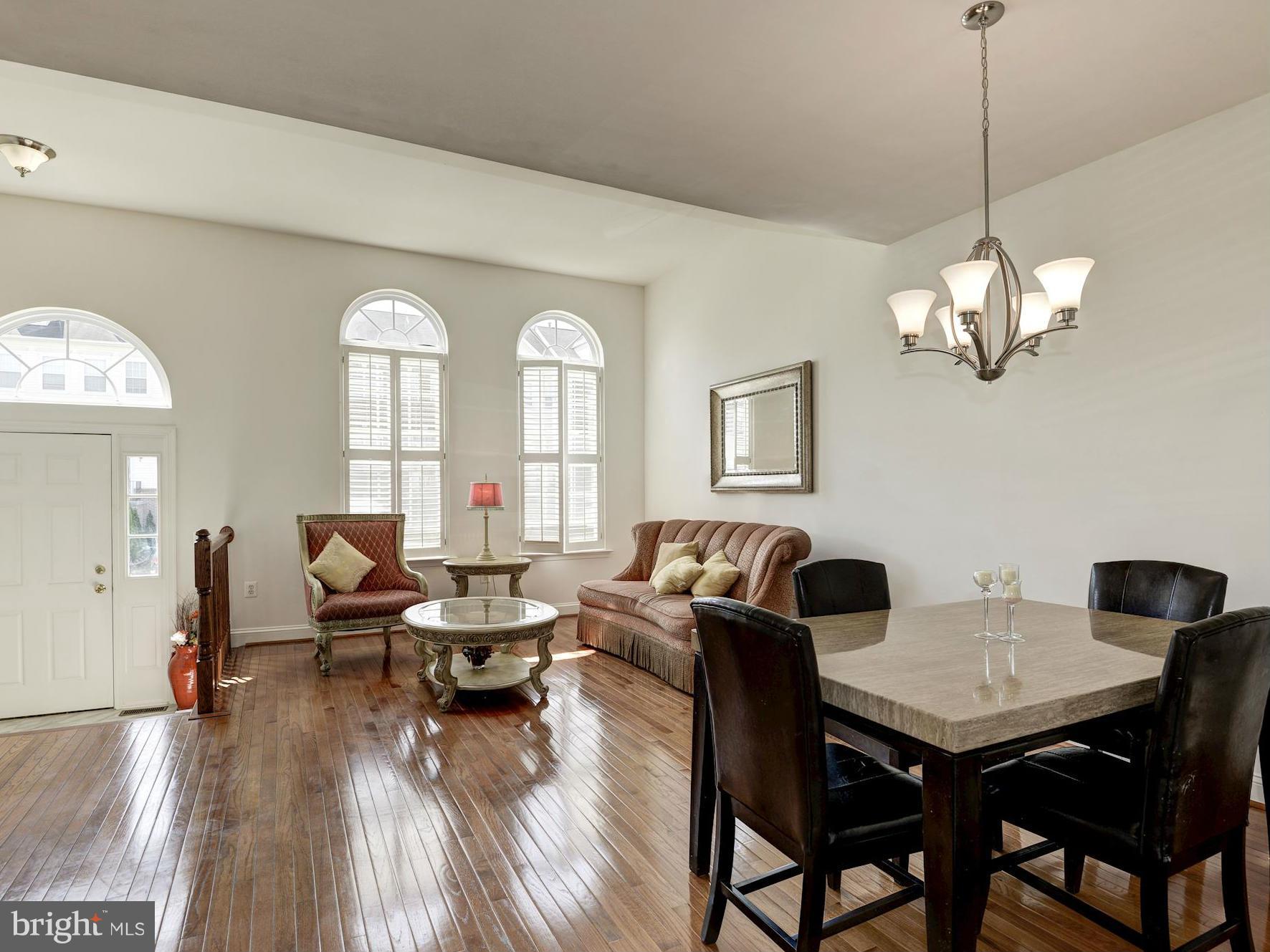 TAVISTOCK FARMS - Residential